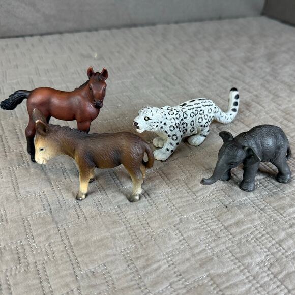 Schleich Lot of 4 Farm Zoo Animal Figures Horse Donkey Elephant Snow Leopard - Picture 1 of 10